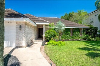 2101 Sabinal St in Mission, TX - Building Photo - Building Photo