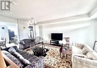 167 Harding Park St in Newmarket, ON - Building Photo - Building Photo