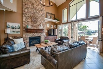 2011 Lakeside Xing in Katy, TX - Building Photo - Building Photo