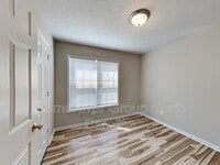 1509 Hughes Ct photo'