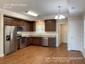 1707 White Rd in Wilmington, NC - Building Photo - Building Photo