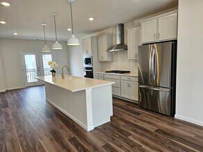 6303 Sandbelt Dr in Woodridge, IL - Building Photo - Building Photo