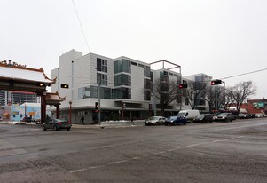City Market Apartments in Edmonton, AB - Building Photo
