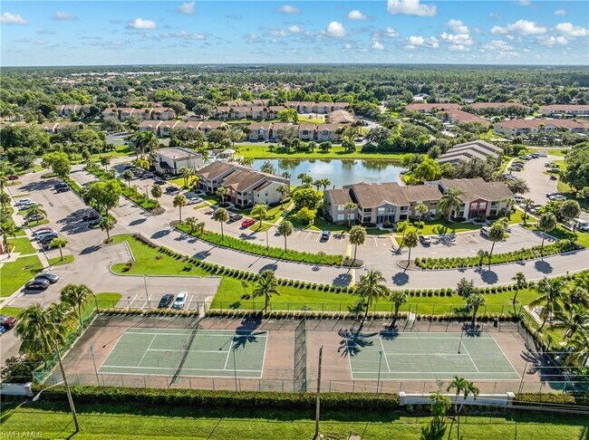 108 Santa Clara Dr, Unit 161 Santa Clara DR13 in Naples, FL - Building Photo - Building Photo