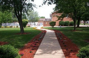 Monroe Gardens Apartments