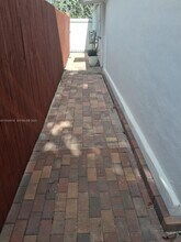 3052 SW 6th St in Miami, FL - Foto de edificio - Building Photo