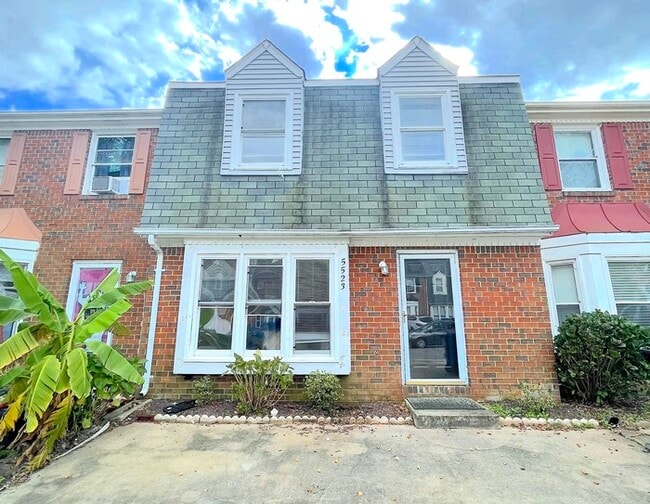 property at 5523 Gates Landing Rd