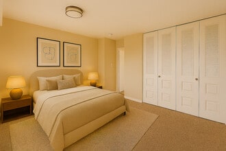 Park Tanglewood in Riverdale, MD - Building Photo - Building Photo