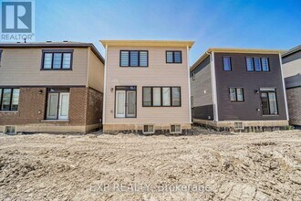 30 Buttercream Ave in Thorold, ON - Building Photo - Building Photo