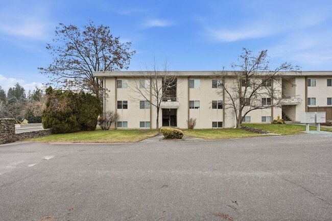 property at 3102 E 27th Ave