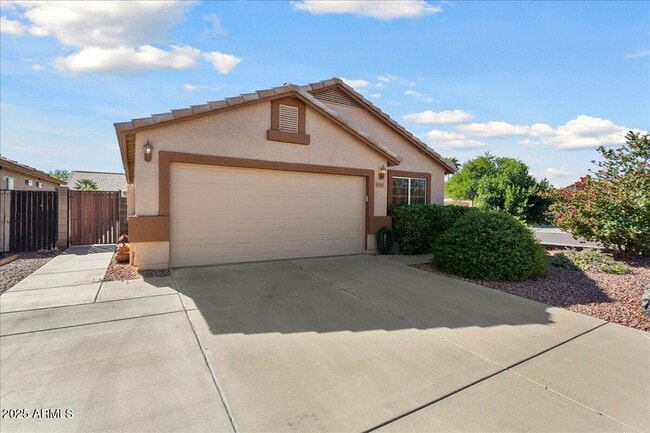 3261 W Melinda Ln in Phoenix, AZ - Building Photo - Building Photo