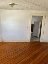 236 College Ave, Unit #1 in Waterville, ME - Building Photo - Building Photo