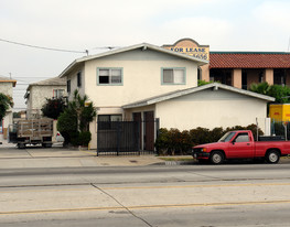 4451 W Rosecrans Ave., Lawndale, CA 90250 Apartments