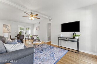 1146 Carthage Dr in Jacksonville, FL - Building Photo - Building Photo