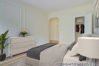 100 Kilsyth Rd in Boston, MA - Building Photo - Building Photo