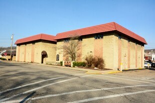 301 E 1st Ave, Unit #3 in Tarentum, PA - Building Photo