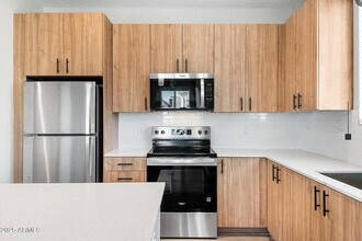 17365 Rd in Goodyear, AZ - Foto de edificio - Building Photo