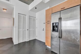 2275 Biscayne Blvd in Miami, FL - Building Photo - Building Photo