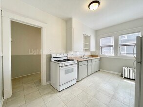 231 Lyon St NE in Grand Rapids, MI - Building Photo - Building Photo