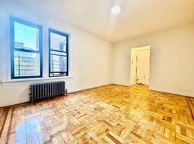 2978 E 196th St in Bronx, NY - Building Photo