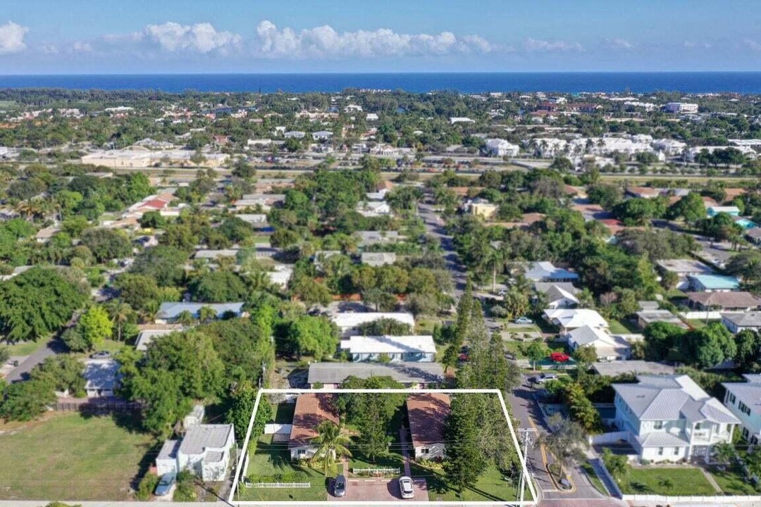 1201 NE 2nd Ave in Delray Beach, FL - Foto de edificio