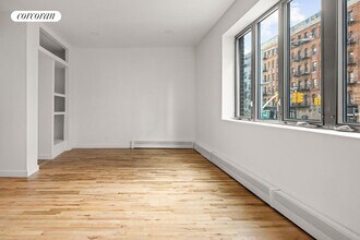 81 Broadway in Brooklyn, NY - Building Photo - Building Photo