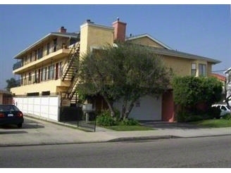 13901 Lemoli Ave in Hawthorne, CA - Foto de edificio - Building Photo