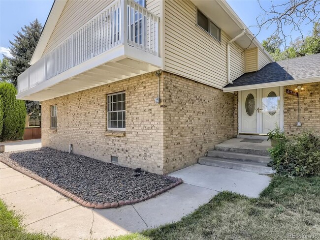 6716 W Glasgow Ave in Littleton, CO - Foto de edificio - Building Photo