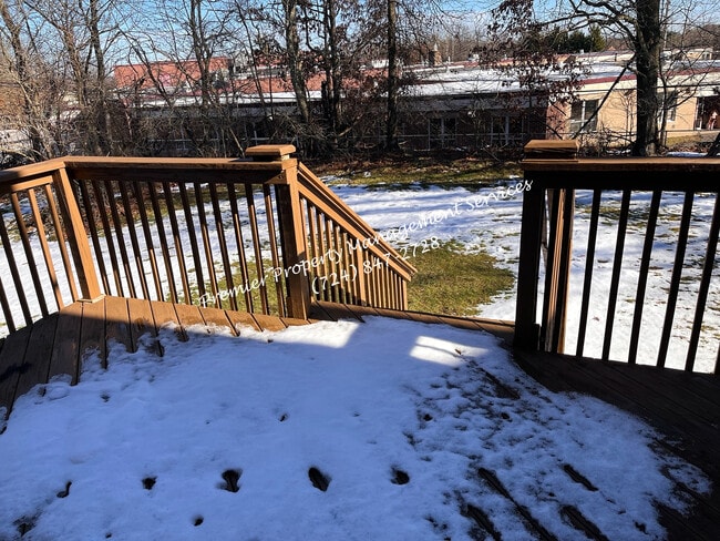 208 Bonnie Brae Dr in Moon Township, PA - Building Photo - Building Photo