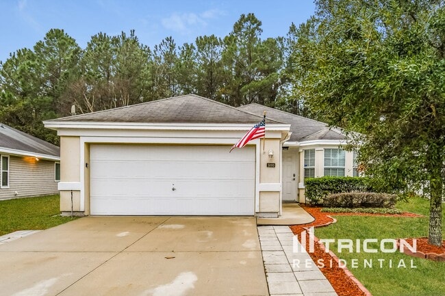 property at 5890 Round Table Rd