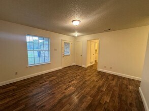 5415-5415 Brookhollow Dr in Sachse, TX - Building Photo - Building Photo