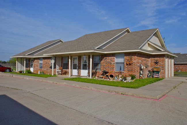 Tanner Pointe Apartments in Granbury, TX - Building Photo - Building Photo