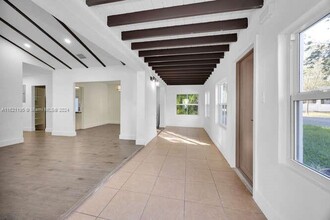 126 Florida Ave in Coral Gables, FL - Building Photo - Building Photo