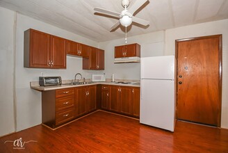 302 Western Hills Dr, Unit 302 Western Hills in Abilene, TX - Building Photo - Building Photo