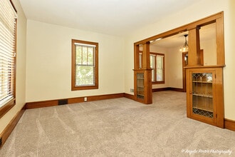 22 Jr Ave in Grayslake, IL - Foto de edificio - Building Photo