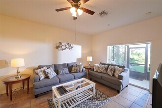 7513 Pellham Way in Kissimmee, FL - Foto de edificio - Building Photo