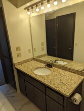 9021 N Rockwell Dr in Oklahoma City, OK - Foto de edificio - Building Photo