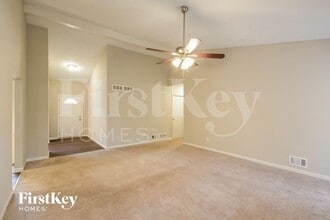 4610 Aberdeen Ln in Stone Mountain, GA - Building Photo - Building Photo