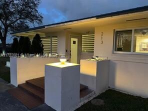213 N 15th Ave in Hollywood, FL - Building Photo