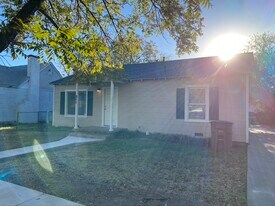 311 N Van Buren St in San Angelo, TX - Building Photo