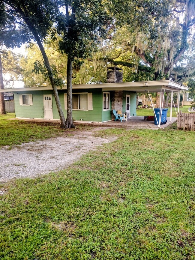 property at 1503 Old Kings Rd