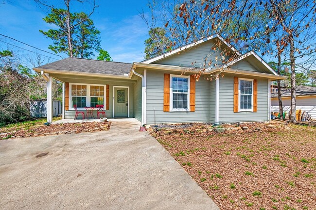 10391 Royal Magnolia Dr in Conroe, TX - Foto de edificio - Building Photo