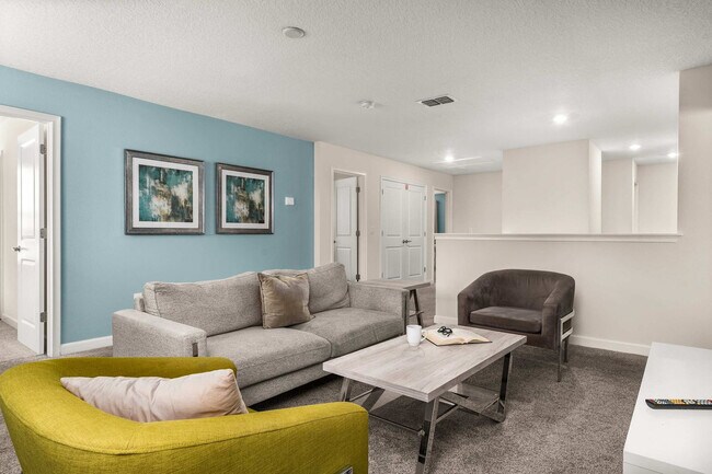 1521 Flange Dr in Four Corners, FL - Building Photo - Building Photo