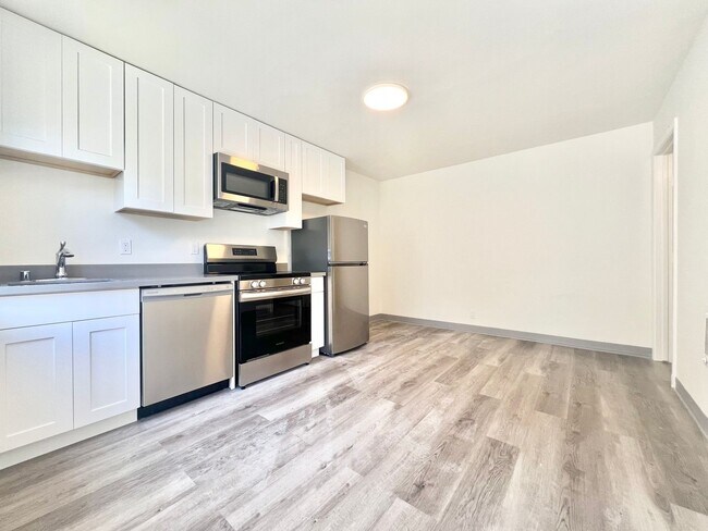 38 Williams Ave in San Francisco, CA - Building Photo - Building Photo