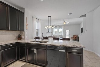 137 Red Sun Dr in Kyle, TX - Building Photo - Building Photo