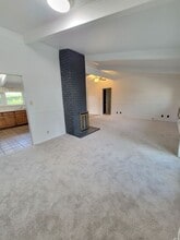 1718 Oakmead Dr in Concord, CA - Building Photo - Building Photo