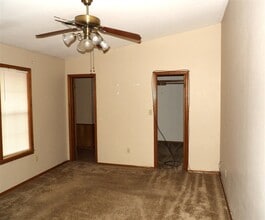 1913 NE 35th St in Lawton, OK - Building Photo - Building Photo