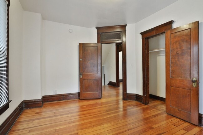 property at 1611 Summit St