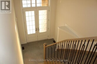 52 Hitching Post in Georgina, ON - Building Photo - Building Photo