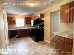 10007 Oakley Ave in Kansas City, MO - Building Photo - Building Photo